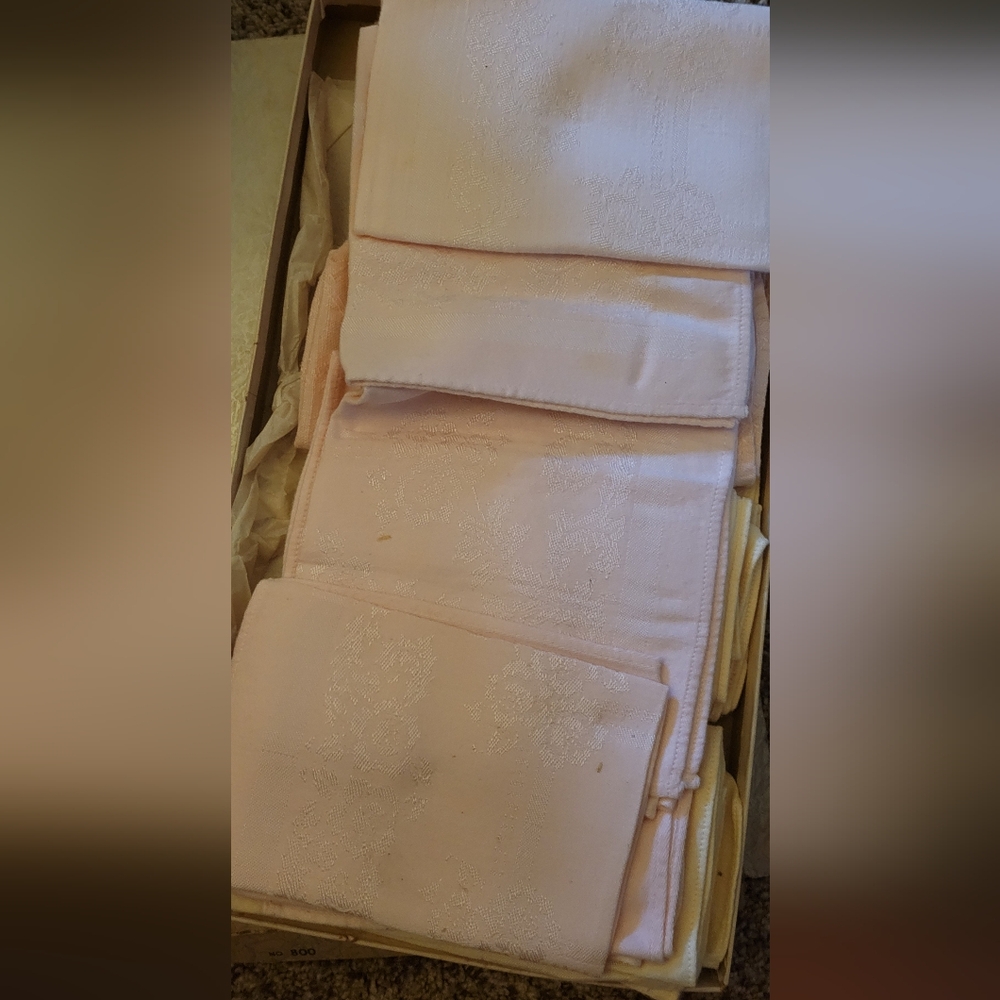 BUNDLE - Vintage cloth napkins